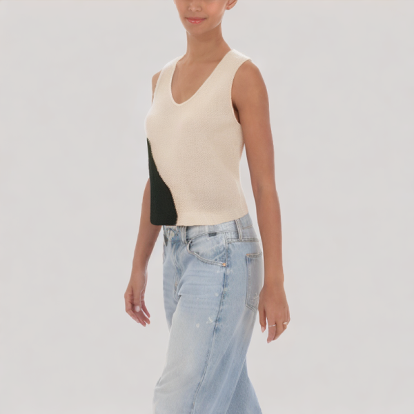 Simple back slit vest
