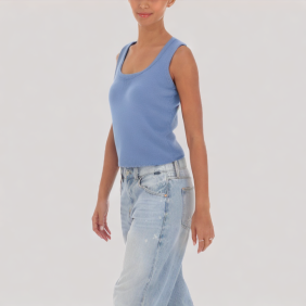 Temperamental simple vest