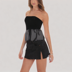 Black sweetheart neckline off-the-shoulder top