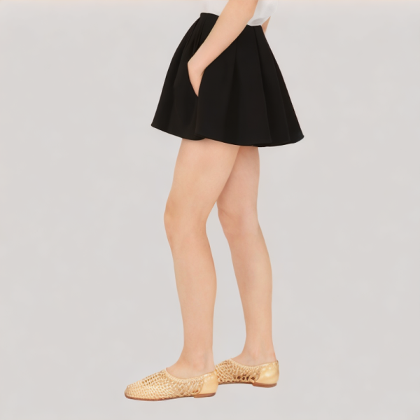 Black wavy miniskirt