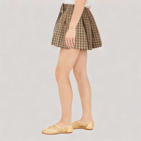 Elegant plaid skirt