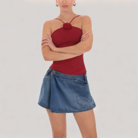 Simple mid-waist skirt