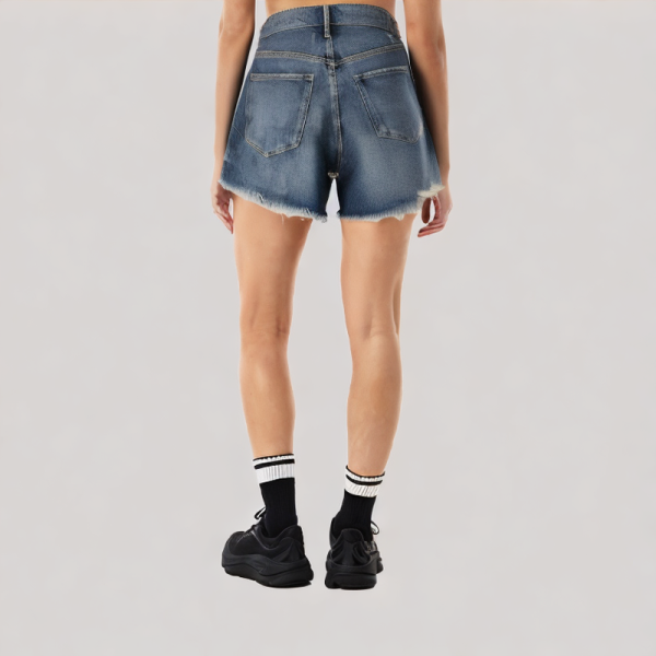 Breathable ripped denim shorts