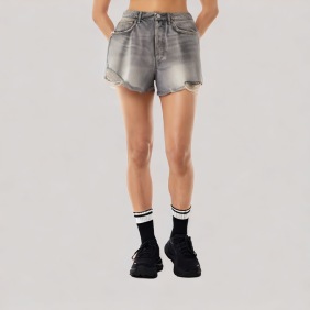 Retro ripped denim shorts