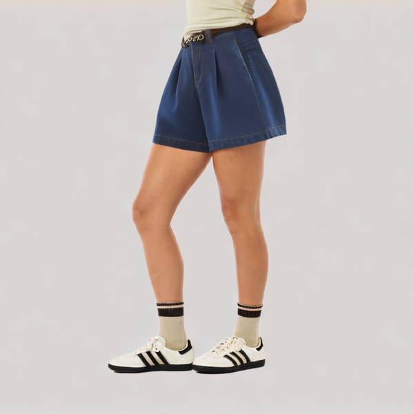 Denim pleated shorts