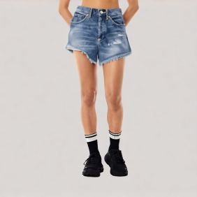 Comfortable mid-rise denim shorts