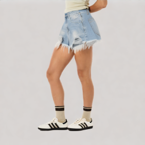 Simple ripped denim shorts